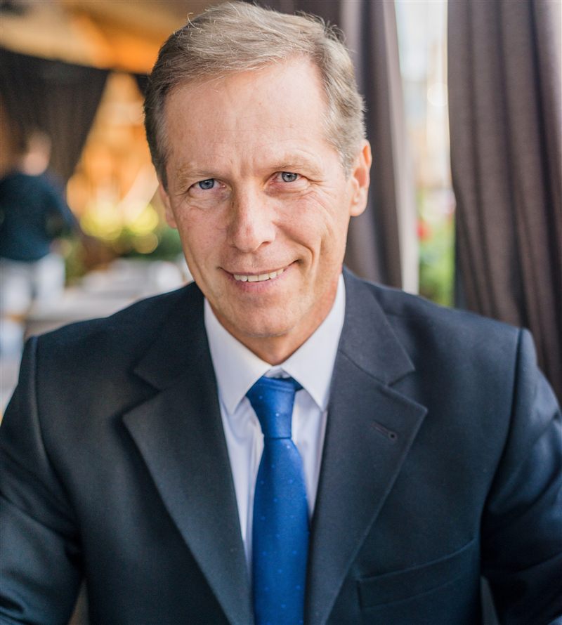 Portrait of Albert Smith, Litigation Attorney